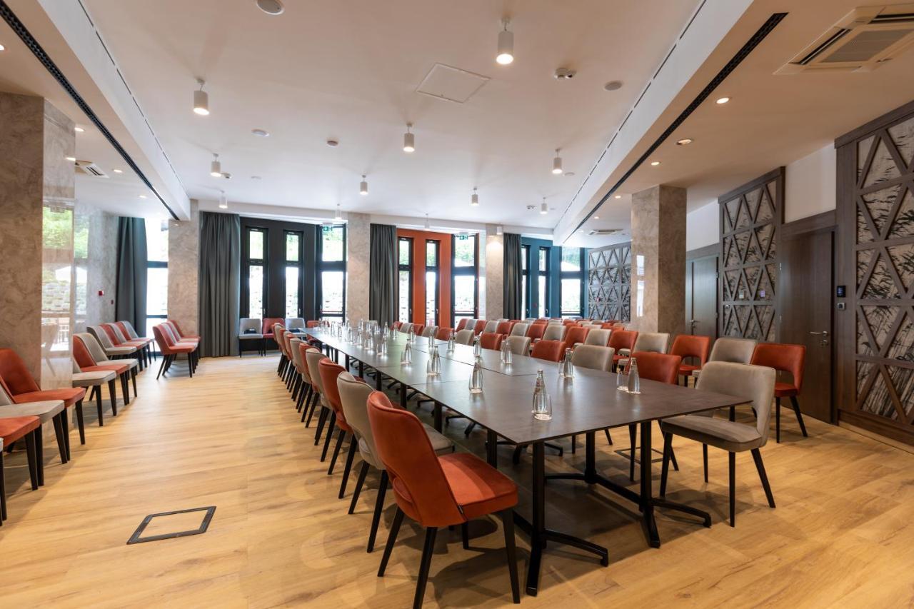 Crystal Wellness & Superior 4*