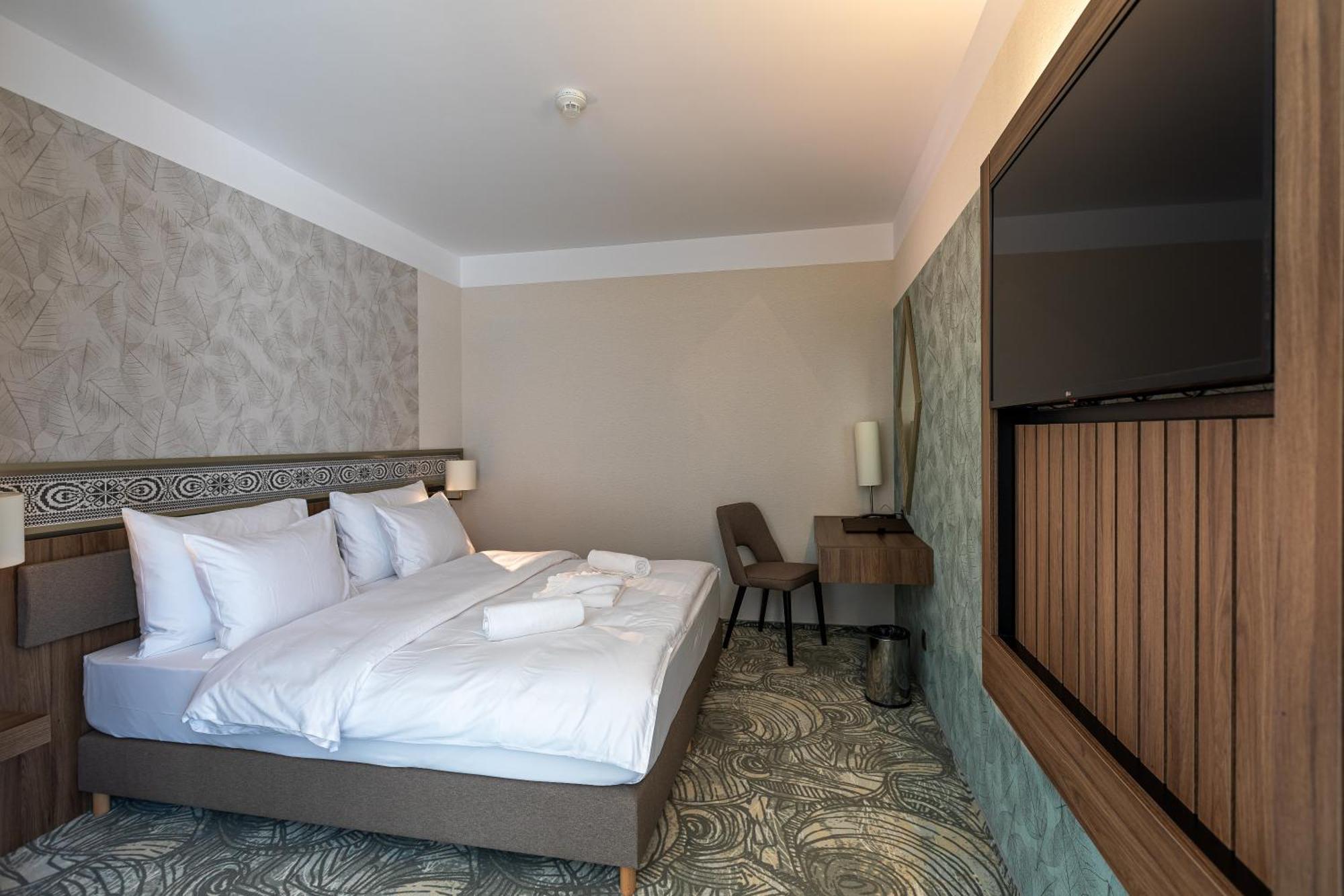 Crystal Wellness & Superior Hotel 4*