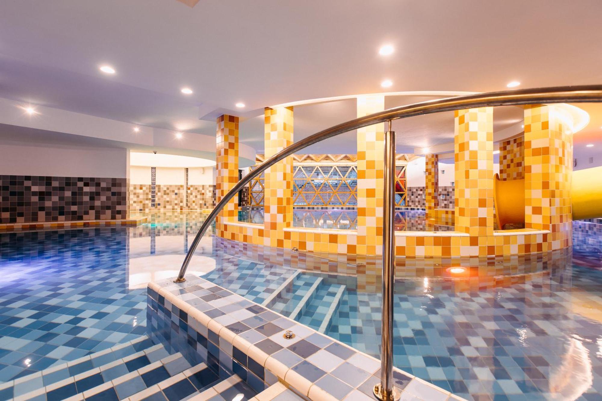 Hotel Crystal Wellness & Superior 4*