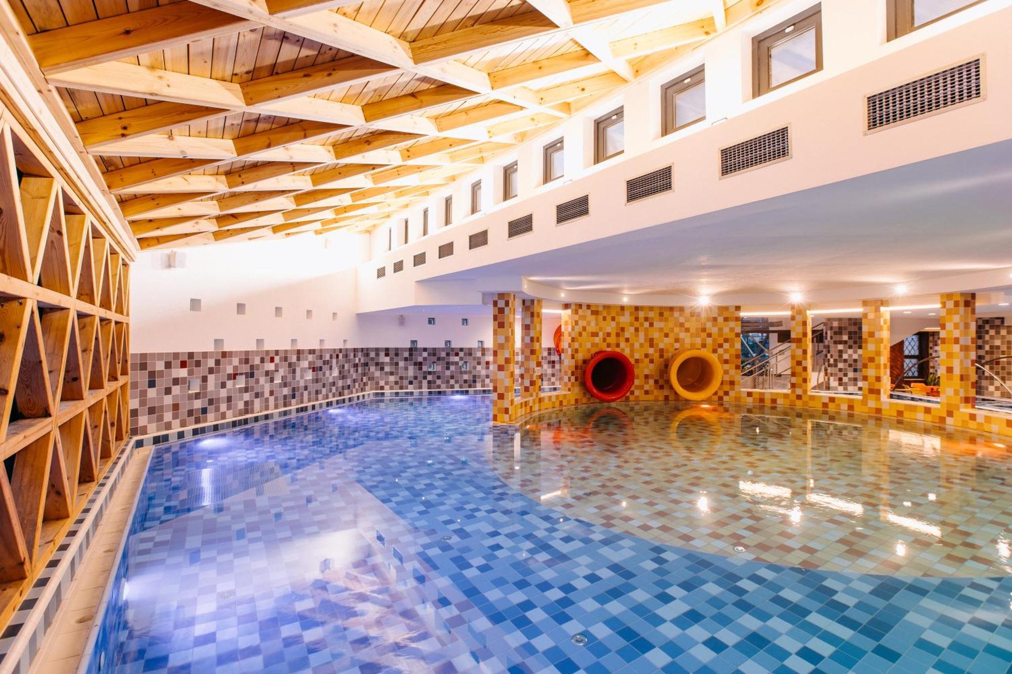 Hotel Crystal Wellness & Superior