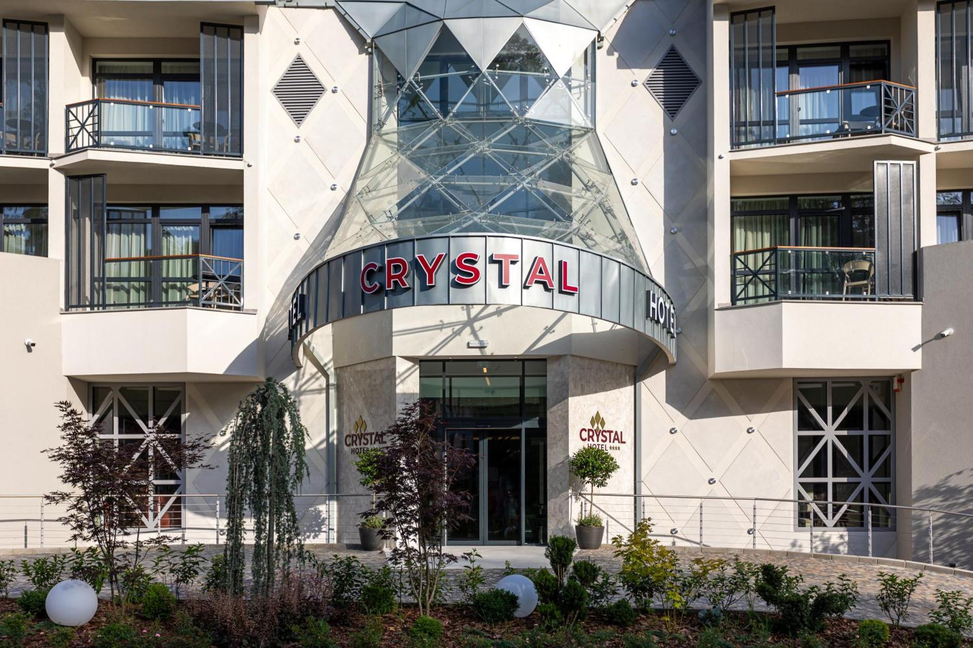 Crystal Wellness & Superior Hotel 4*